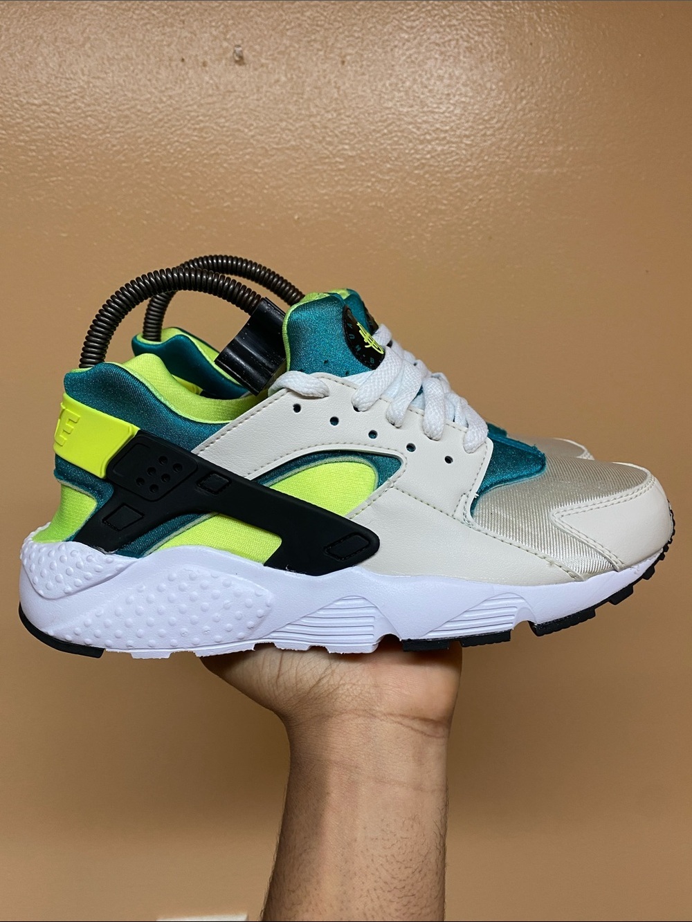 Nike Air Huarache Run GS 'Bright Spruce Volt' Size 6.5Y Women’s 8 654275-045